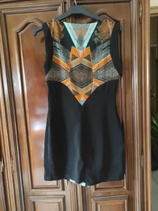 Vestido tribal negro multicolor