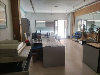 Local comercial en alquiler en Centro en Almería