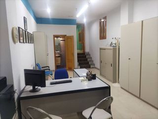 Local comercial en alquiler en Centro en Almería