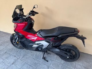 Honda X-ADV 2024 limited edition 8000km