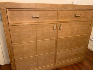 Comedor de madera y detalles de acero, De diseño