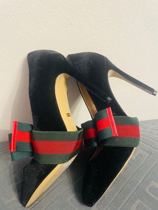 Tacchi Gucci n.38 neri con fiocco