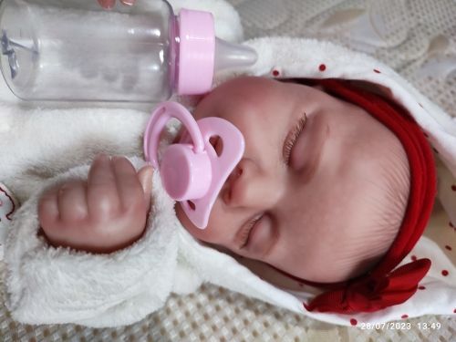 Bambola reborn neonata in silicone