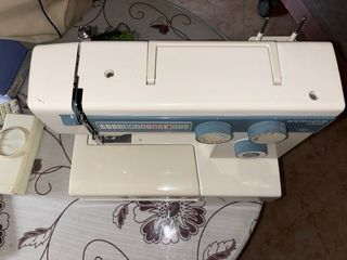 Máquina de coser wertheim 3800
