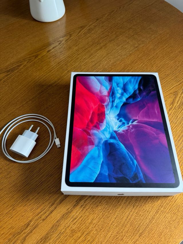 iPad Pro 13 2020 4ª Gen 128GB Plata