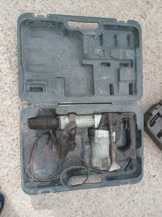 Martillo Eléctrico Hitachi con Maletín