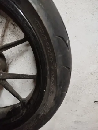 Llantas KTM Duke 125 (2018)