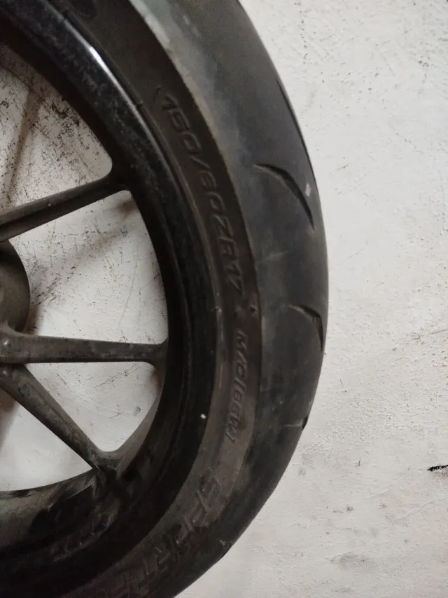 Llantas KTM Duke 125 (2018)