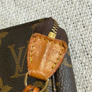 Borsa pochette a mano Louis Vuitton Accessories