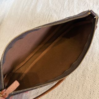 Borsa pochette a mano Louis Vuitton Accessories