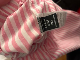 Shorts de rayas rosas y blancas