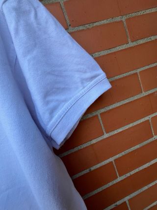 Polo blanco corte clásico. Talla L. A estrenar.
