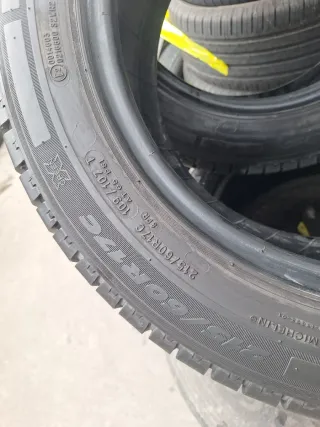 215 60 R17 C Michelin - 2 neumáticos +90%