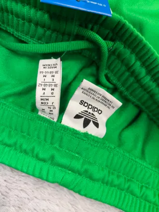 Pantalón Adidas Verde Talla M