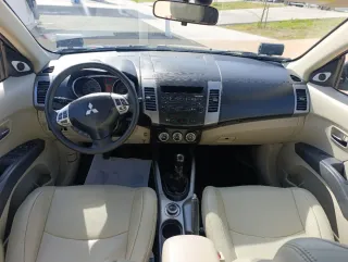 ‼️‼️✅ EXCELENTE MITSUBISHI OUTLANDER 7PLZ✅‼️‼️
