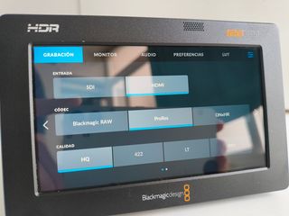 Blackmagic Video Assist 5 12G HDR