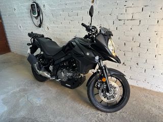 Suzuki V-Strom 650 Negra