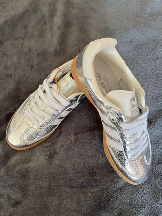 Zapatillas Samba Plateadas Talla 39