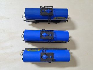 3 Carri Cisterna Petrum