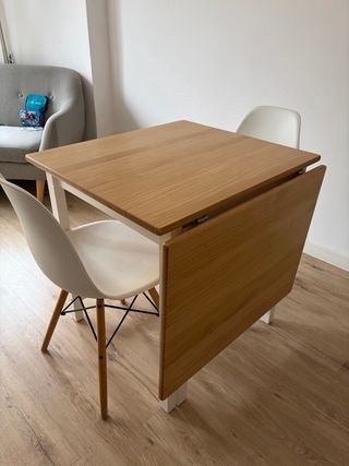 Mesa Comedor Extensible + 4 Sillas