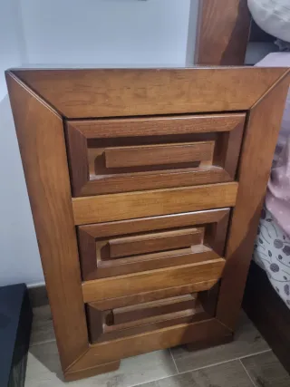 Armario, cabecero y 2 mesitas de noche