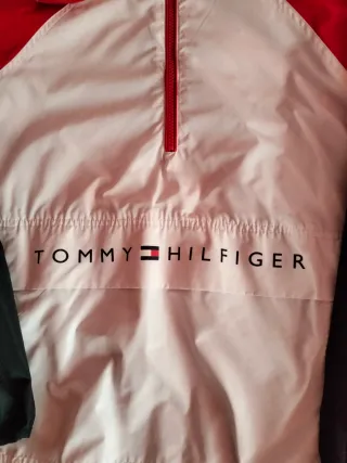 Chaqueta Tommy Hilfiger impermeable