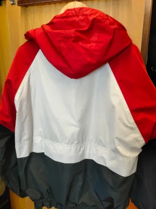 Chaqueta Tommy Hilfiger impermeable