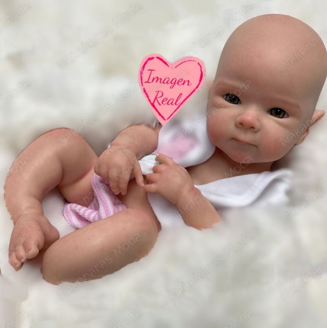 Bambola neonata reborn in silicone flessibile