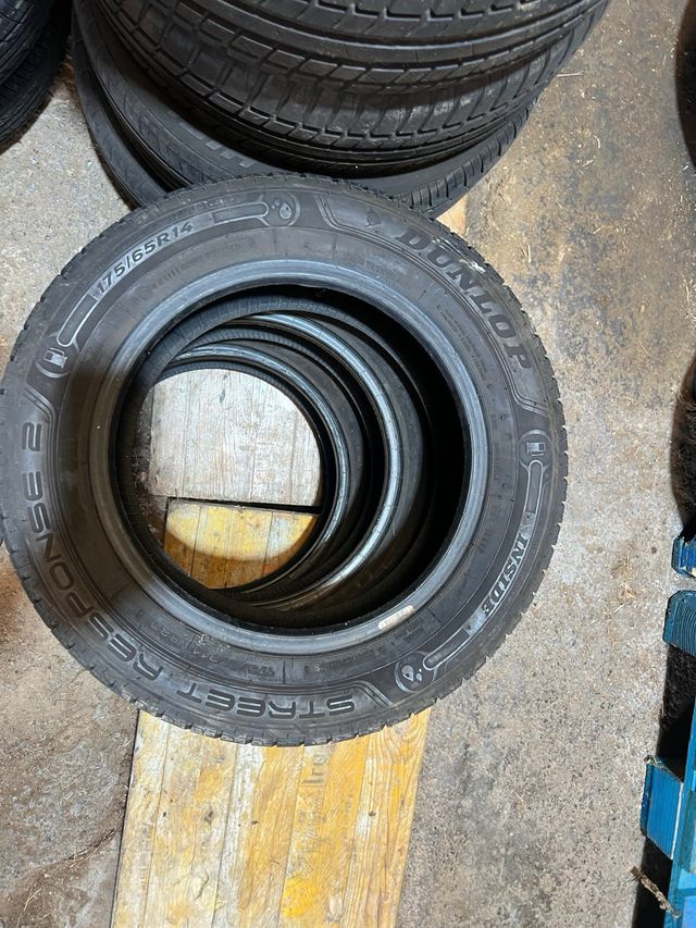 Neumático Dunlop 175/65R14 82T Street Response 2