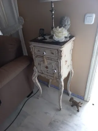 Mesita Auxiliar Antigua Renovada