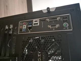 PC Gaming i5 9600k 16GB RAM SSD 500GB