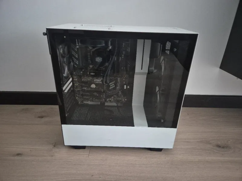 PC Gaming i5 9600k 16GB RAM SSD 500GB