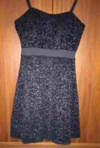 Vestido fiesta terciopelo devoré floral negro