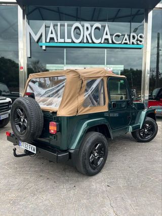 JEEP Wrangler 4.0 Techo Duro Auto