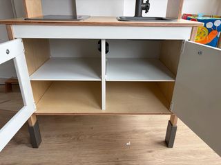 Cocina infantil de madera