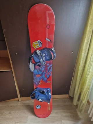 Tabla Snowboard K2 illusion con fijaciones
