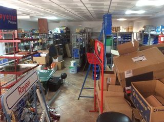 Local comercial en venta en Parque de la Paloma en Benalmádena