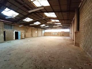 Nave industrial en venta en Cuarte de Huerva