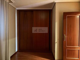 Piso en venta en Teis en Vigo