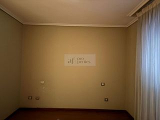 Piso en venta en Teis en Vigo