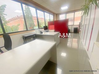 Oficina en venta en Zabalgana - Ariznabarra en Vitoria-Gasteiz