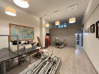 Local comercial en venta en Azpilagaña en Pamplona