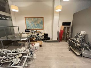 Local comercial en venta en Azpilagaña en Pamplona