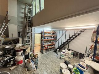 Local comercial en venta en Azpilagaña en Pamplona