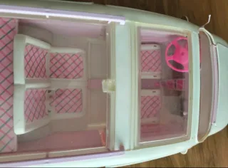 Minivan Barbie