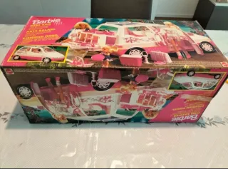 Minivan Barbie