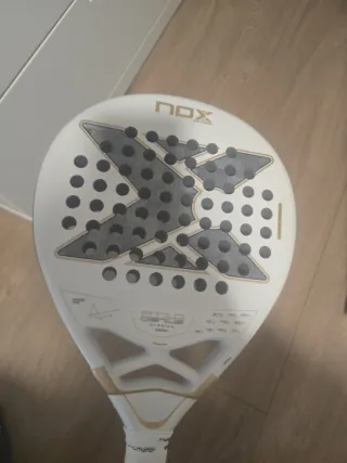 Pala Padel NOX AT-10 Genius