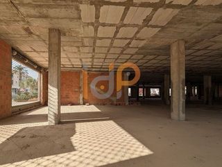 Local comercial en venta en Huércal-Overa