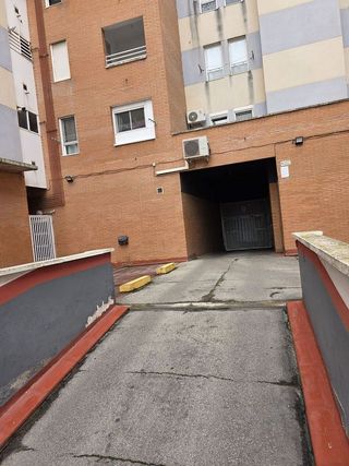 Garaje en venta en Reyes Católicos en Alcalá de Henares