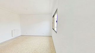 Piso en venta en Poligono Sur - La Oliva - Letanías en Sevilla